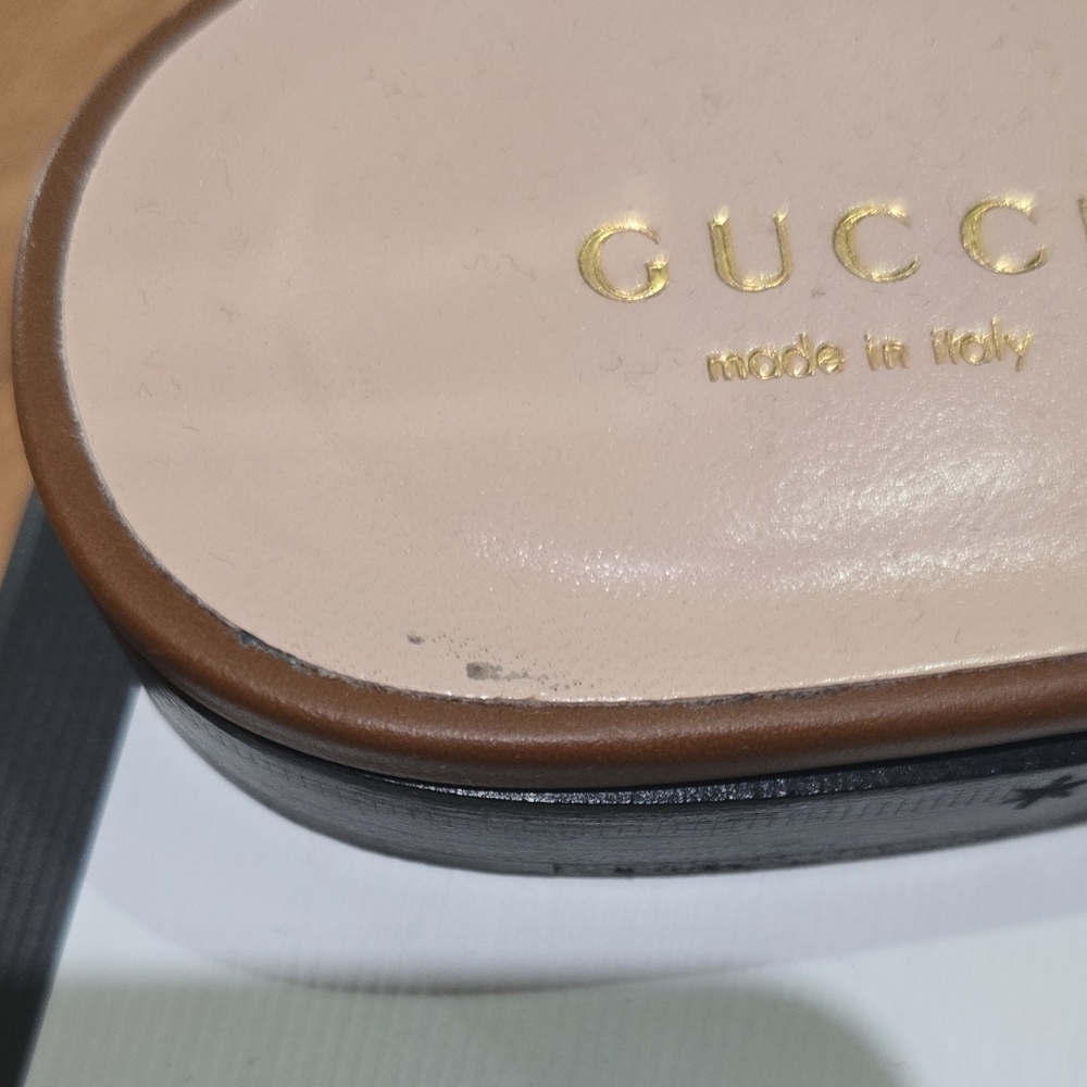 Gucci Tan Leather Cutout Mules - Picture 4 of 11